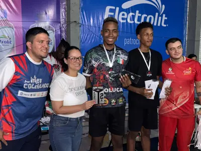 Tuluá campeón ante Selección Valle en Copa Indoor de Voleibol