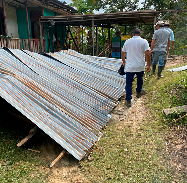 Gestión del Riesgo evalúa daños ocasionados por vendaval en área rural de Tuluá
